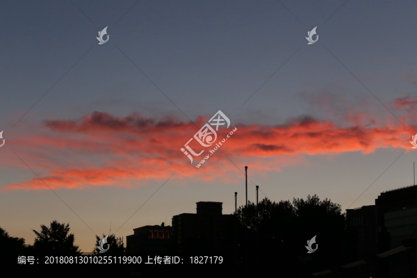 一抹紅云