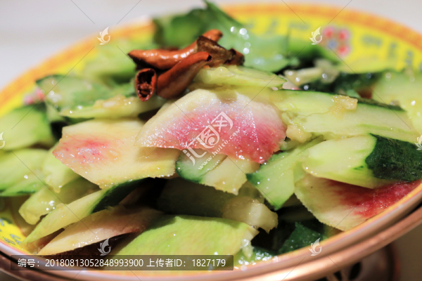 爆腌蘿卜板拌黃瓜