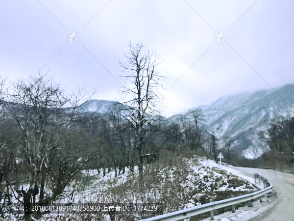雪山