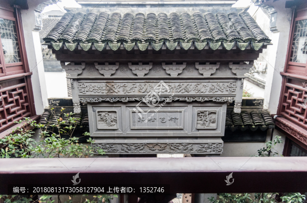 中式古建門頭