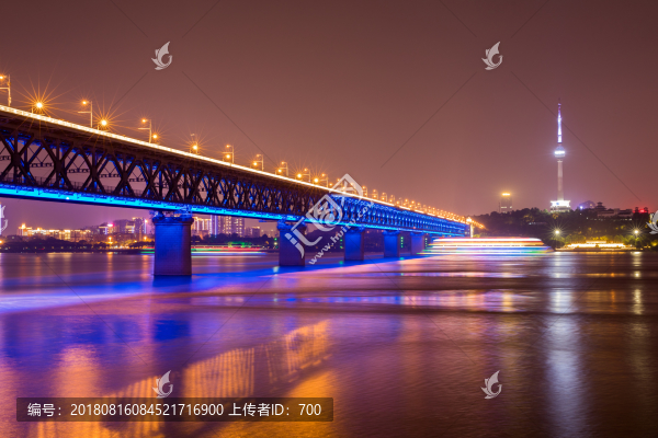 武漢長江大橋夜景