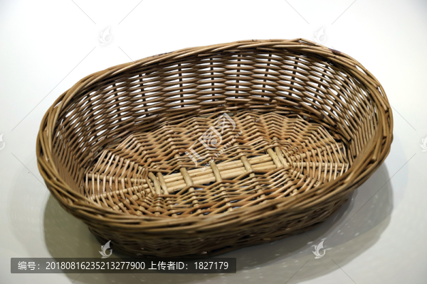 柳編籮筐