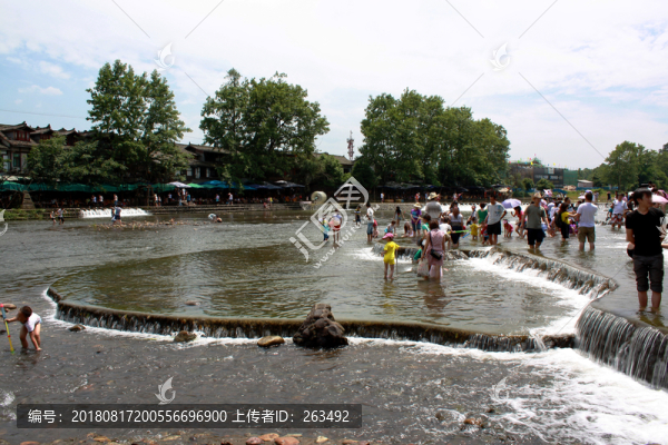 平樂古鎮(zhèn)水景戲水