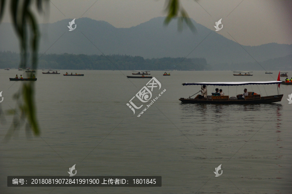霧霾下的西湖