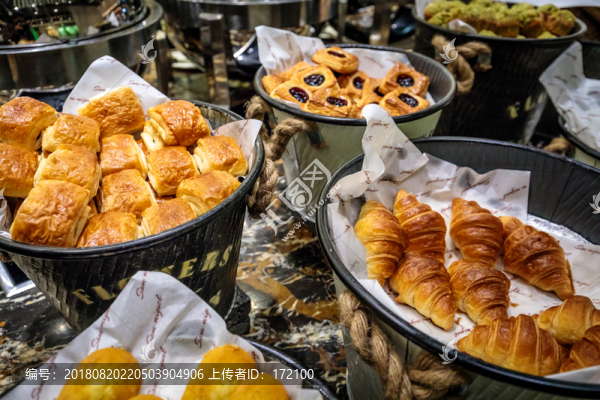 中國?？谟^瀾湖酒店自助早餐