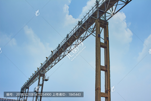 火車(chē)龍門(mén)架