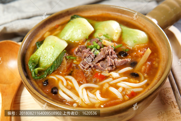 牛肉老友砂鍋粉