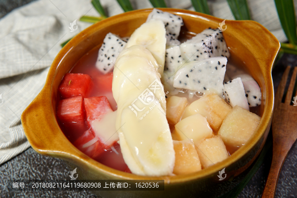 水果砂鍋撈