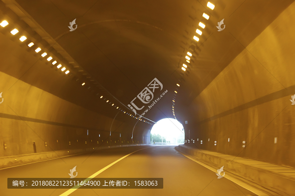 高速公路隧道