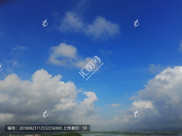 藍天天空