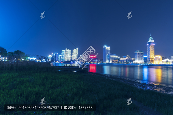 上海浦東濱江夜景