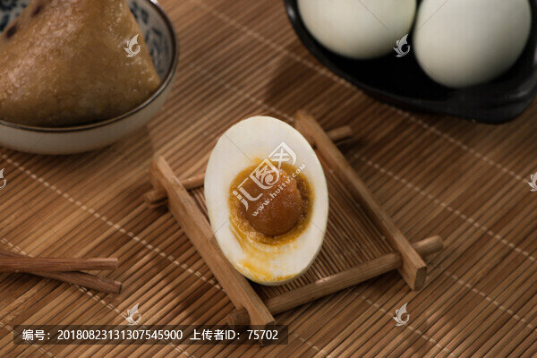 咸蛋鹽蛋咸鴨蛋冒油咸蛋黃