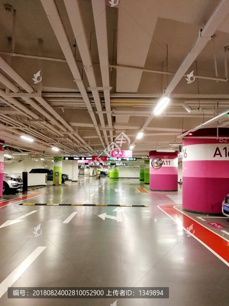 室內(nèi)停車場