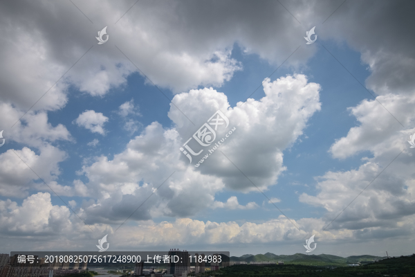 錦州市籃天白云