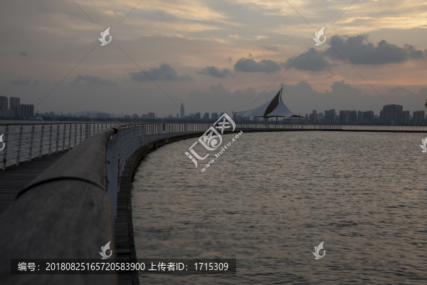 傍晚景
