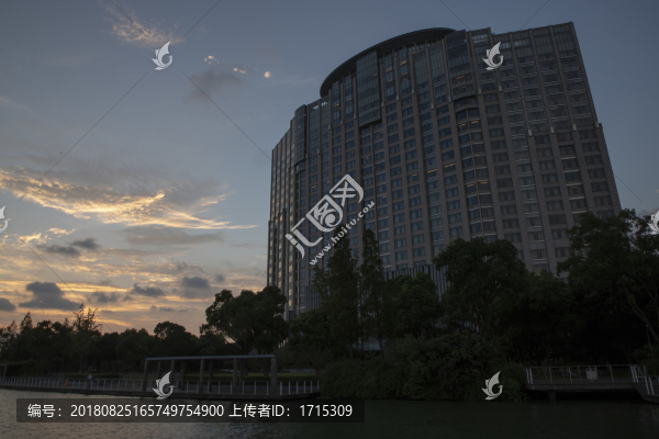 傍晚景