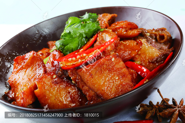 風(fēng)味瓦罐魚