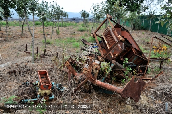 廢舊農(nóng)機具