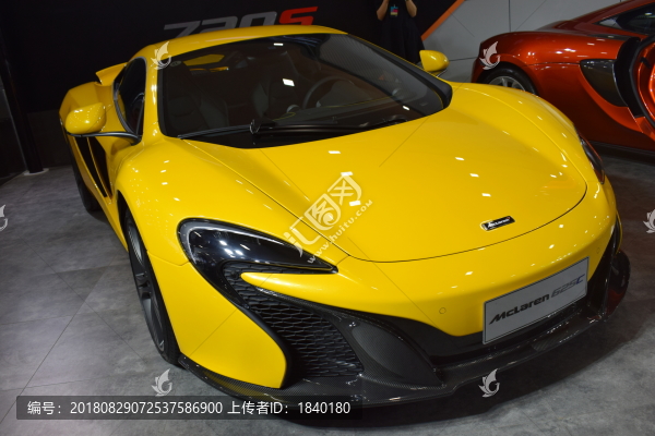 名車
