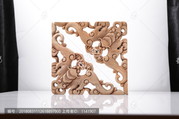 木雕角花