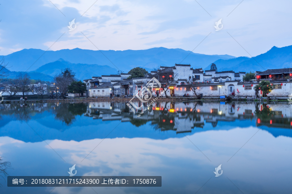 晨曦中的宏村
