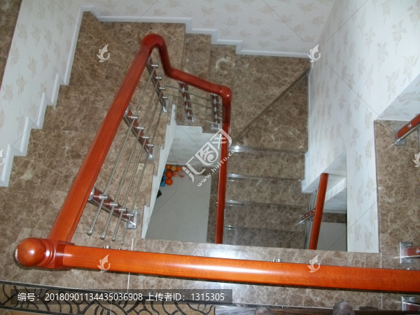 樓梯扶手