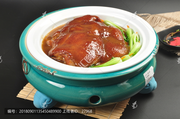 鴻運(yùn)招牌肘子