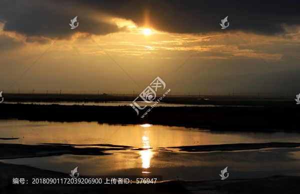 鹽池日出