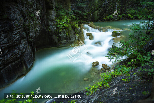 八泉峽風光