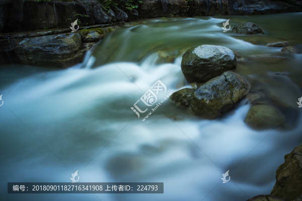 八泉峽風(fēng)光
