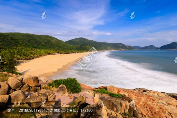 中國(guó)海南南灣猴島情人崖