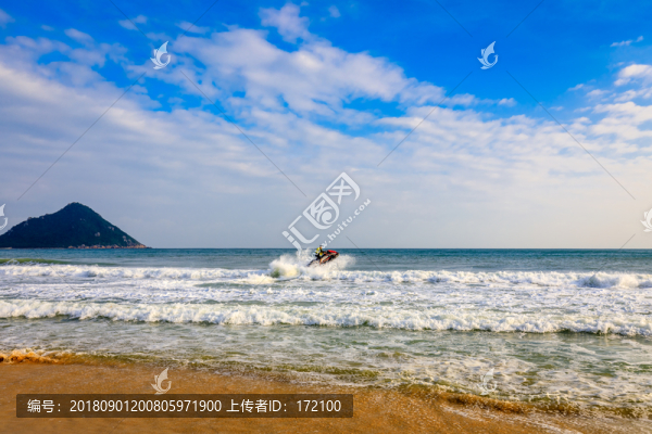 中國(guó)海南南灣猴島七彩沙灘水上摩
