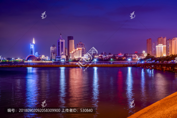 青島棧橋夜景
