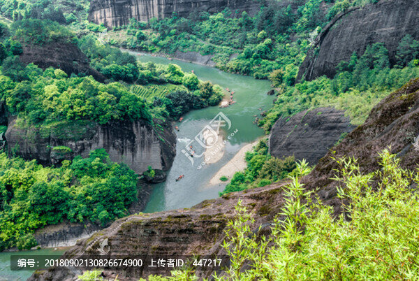 武夷山九曲河漂流