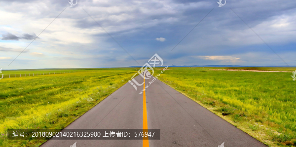 草原上的公路