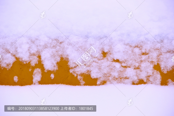 白雪樓梯紋理