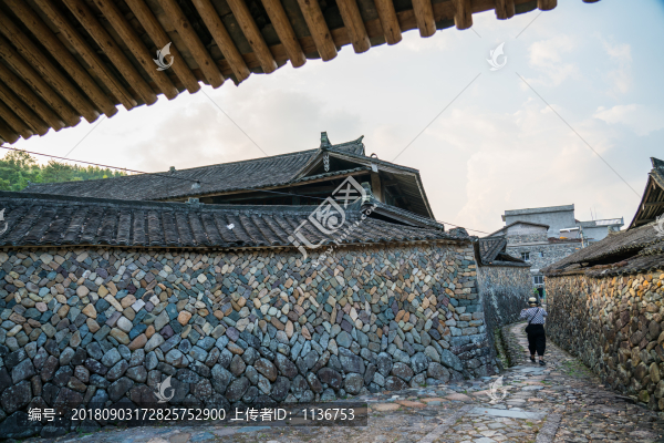 民居石巷子