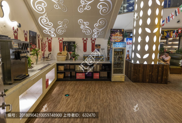庫諾瑪360度全景自助餐廳