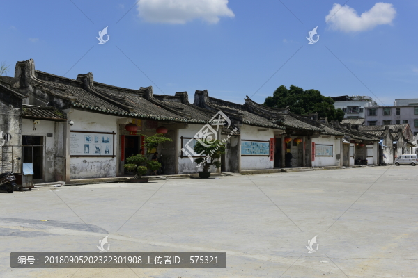 德安里民居群