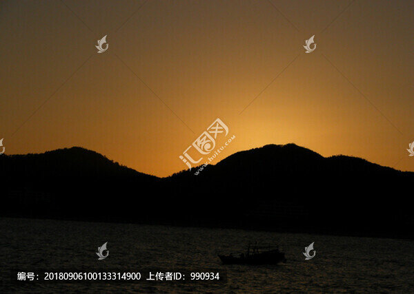 晚霞