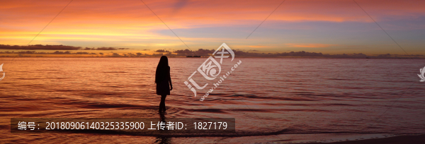 夕陽美女