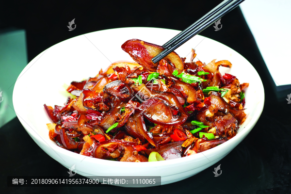 火辣椒的吻小炒臘豬嘴小炒臘豬臉