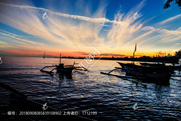 印度尼西亞巴厘島羅威納海灘日出