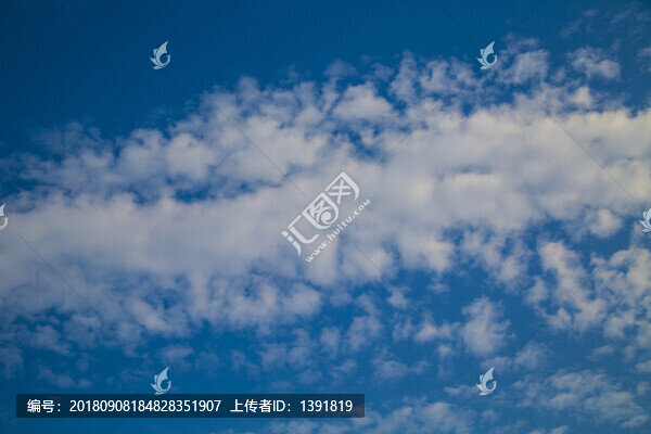 藍(lán)天白云