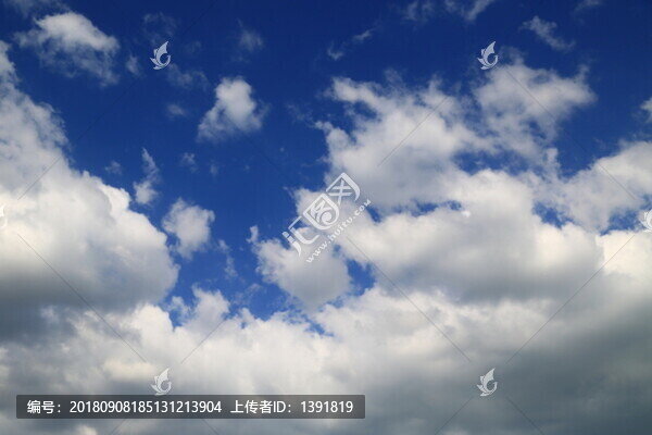 藍(lán)天白云