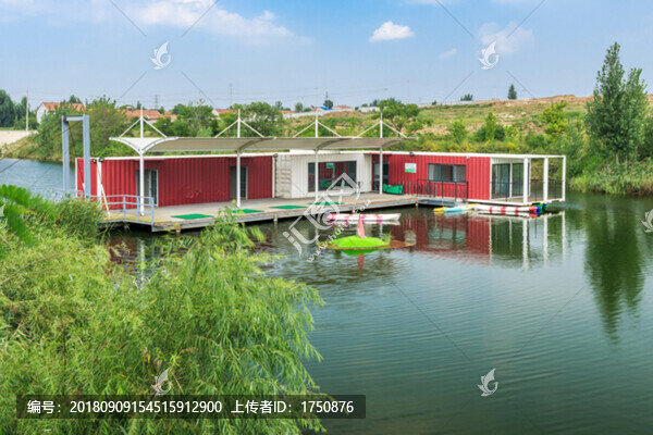 湖邊集裝箱住房