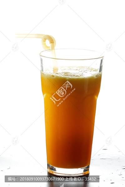 白底橙汁