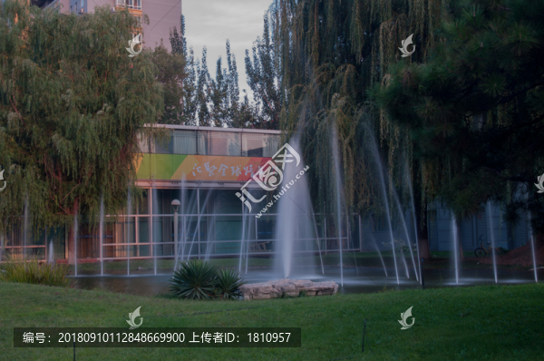 傳媒大學(xué)噴泉