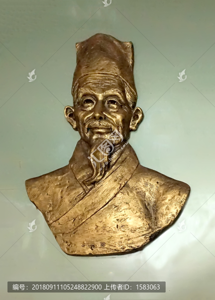 李時(shí)珍塑像