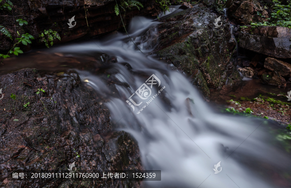 溪流流水